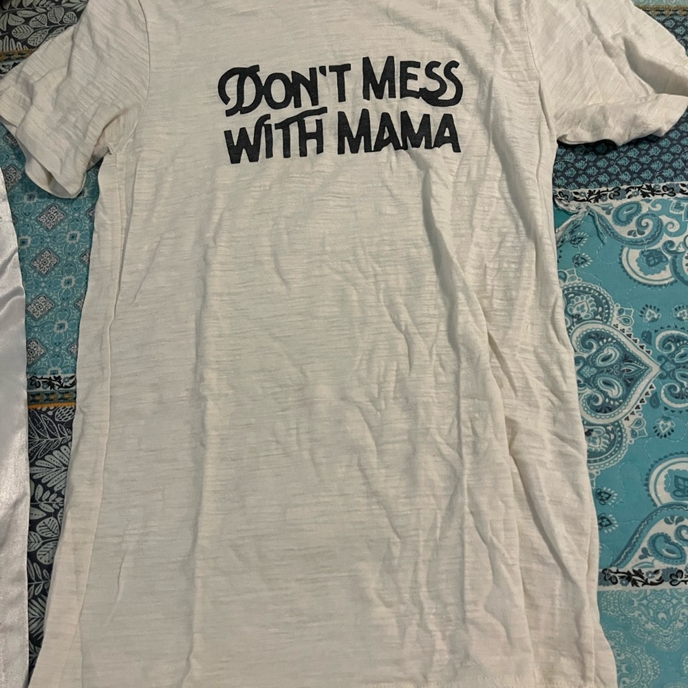 Women's White Graphic Tee - 'Don't Mess With Mama'